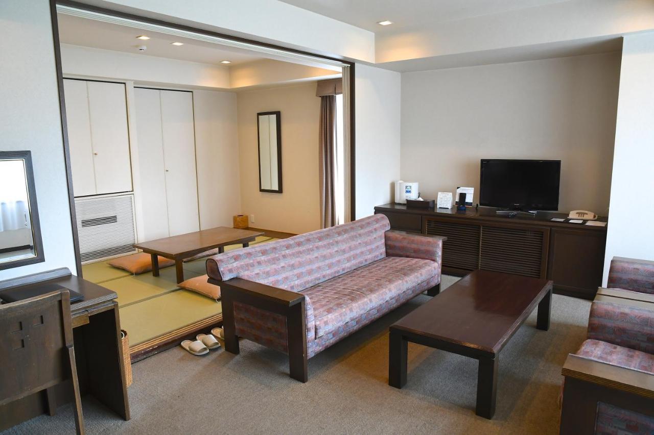 Karuizawakurabu Hotel 1130 Hewitt Resort Tsumagoi Zewnętrze zdjęcie