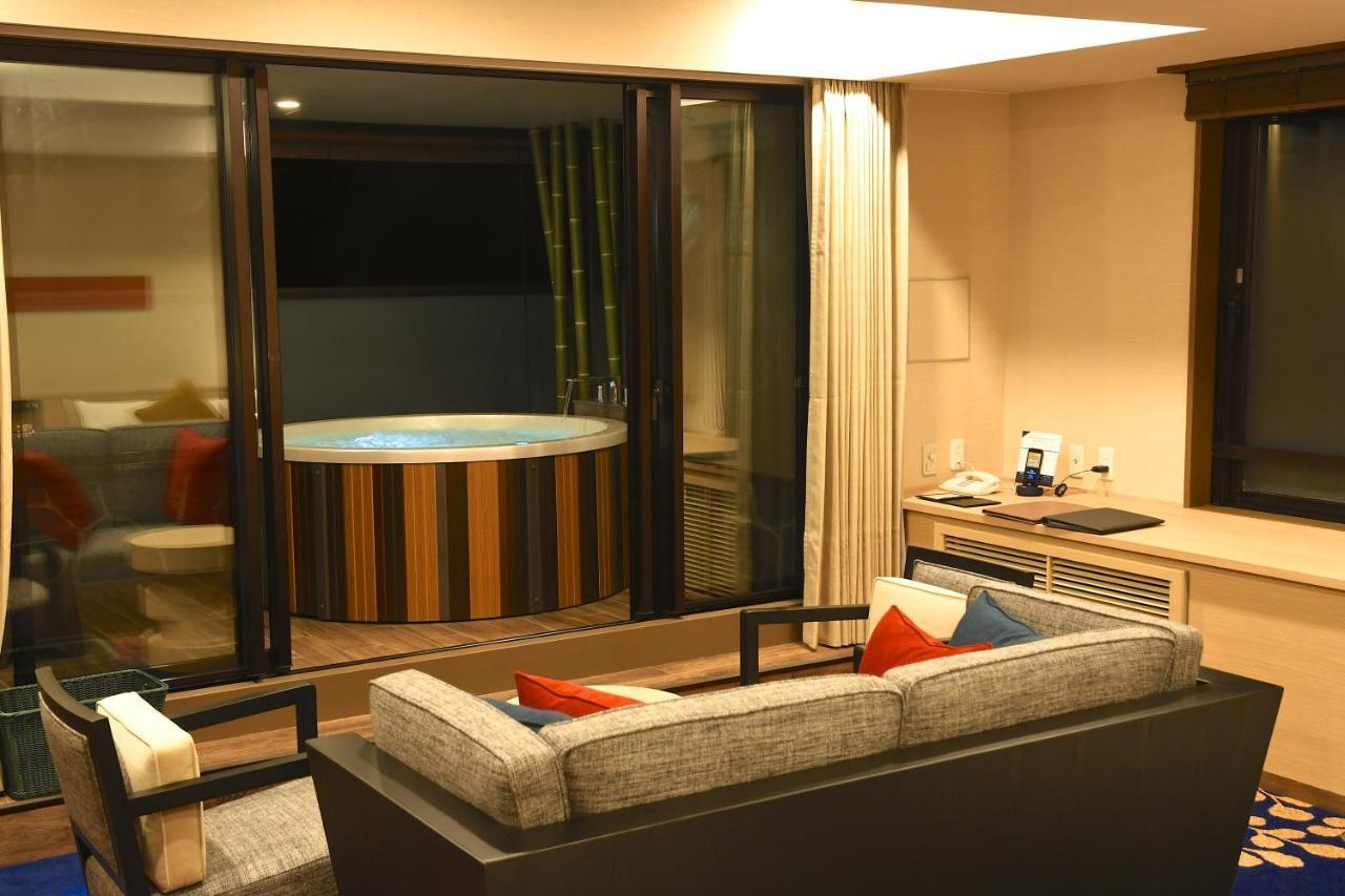 Karuizawakurabu Hotel 1130 Hewitt Resort Tsumagoi Zewnętrze zdjęcie